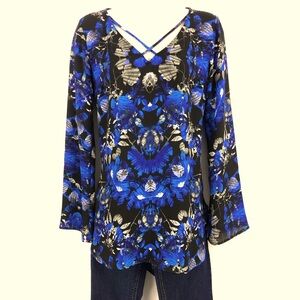 Express Black Floral Tunic Top